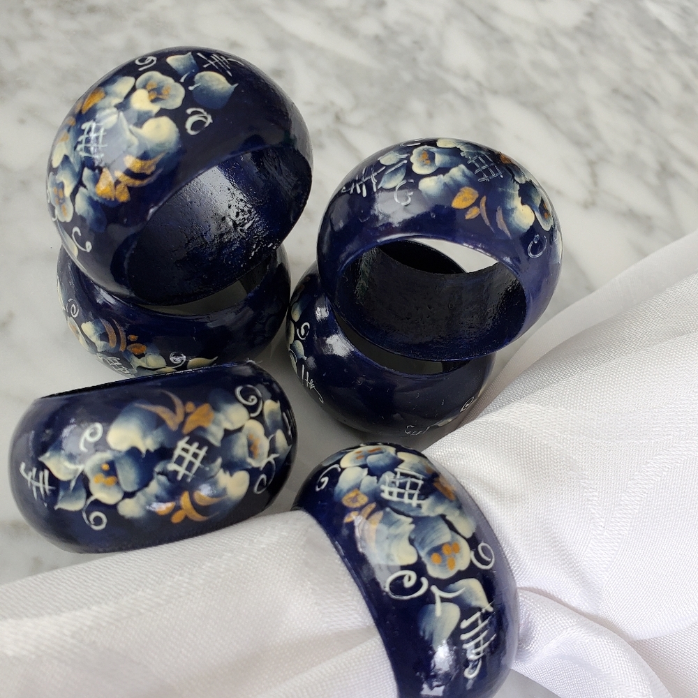 Wooden napkin rings hand painted Gzhel style Hooks, set of 6